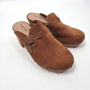 Torrid women SZ 11WW Brown Stud Clog Faux Suede Casual Wedge Boho